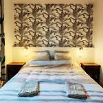 2 - Entree Privee - Gare & Palais De Conges A 5 Min - Self Check-in * Tours