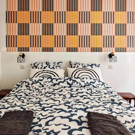 2 - Entrée Privée - Gare&palais De Congés à 5 Min - Self Check-in