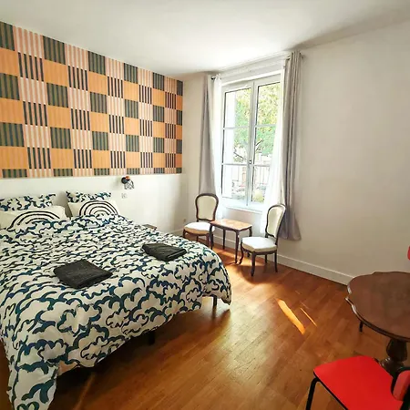 Maison d'hôtes 2 - Entrée Privée - Gare&palais De Congés à 5 Min - Self Check-in